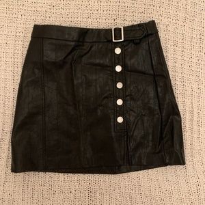 faux leather mini skirt